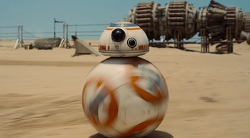 th_Episode_VII_Rolling_Droid_on_a_Desert.jpg